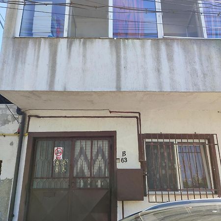 Hostel Emy Camere Cu Baie Proprie Aproape De Plaja 3 Papuci Constanta Luaran gambar